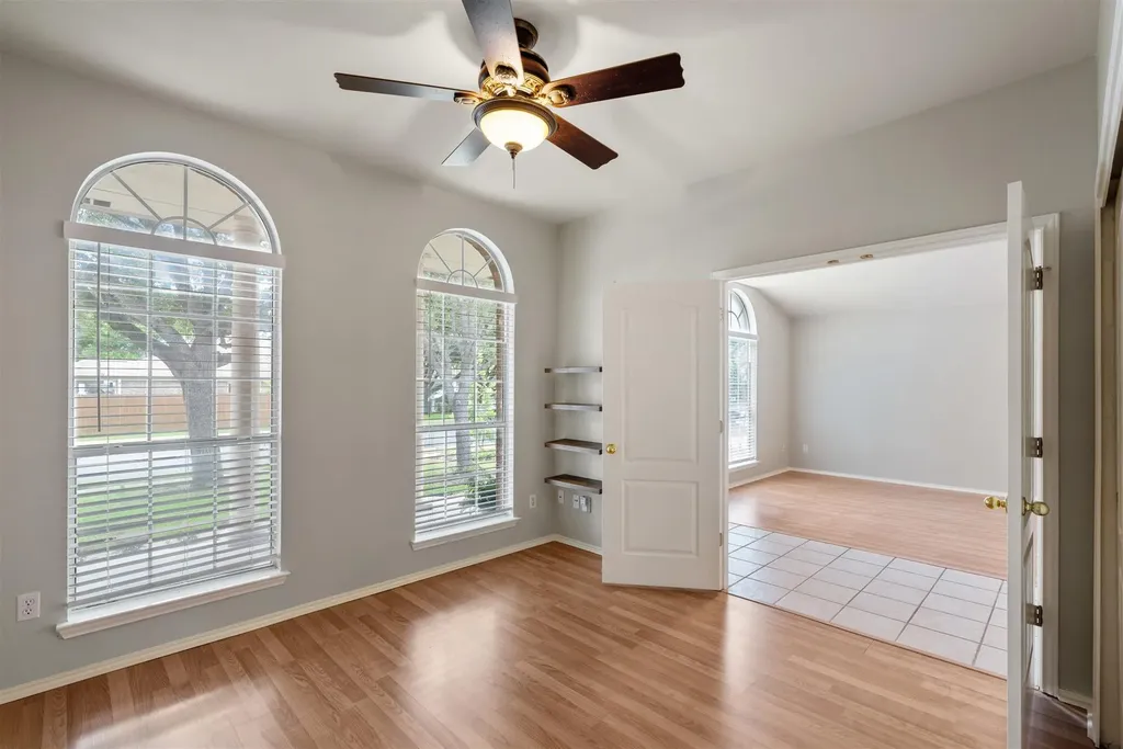 4725 Tello Path Austin TX 78749