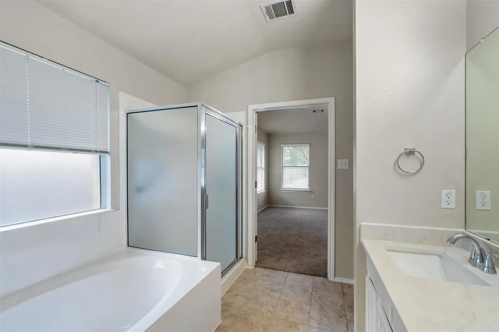 4725 Tello Path Austin TX 78749