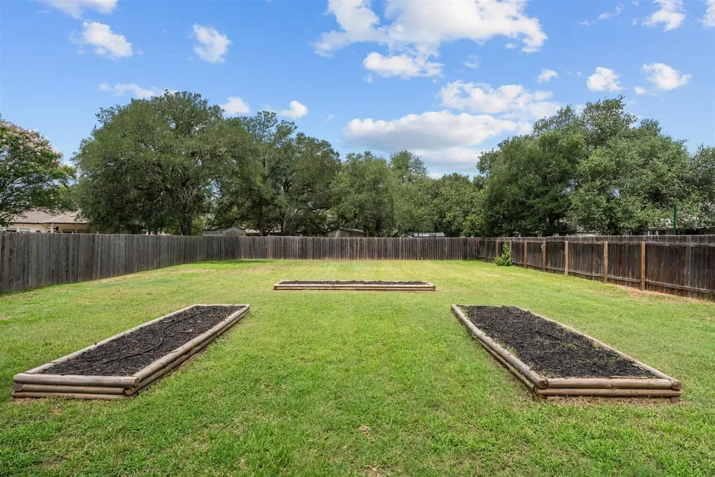 4725 Tello Path Austin TX 78749