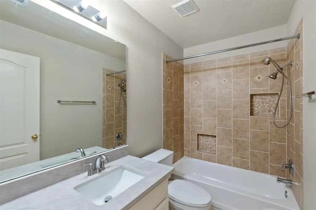4725 Tello Path Austin TX 78749