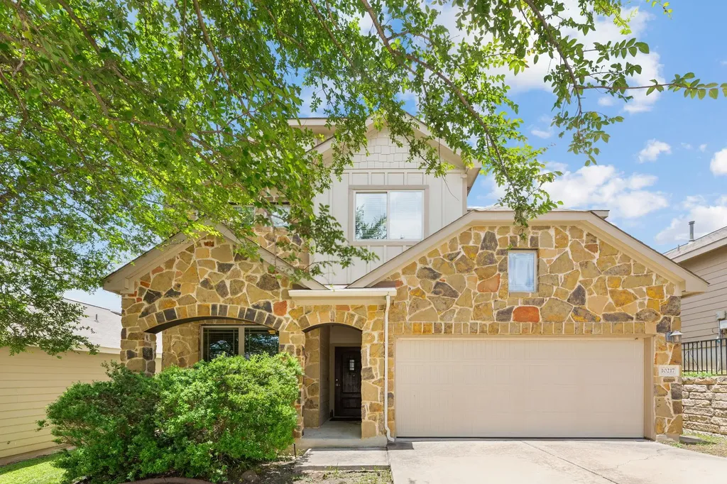 10217 Pinnacle Crest Loop Austin TX 78747