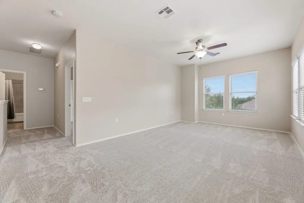 10217 Pinnacle Crest Loop Austin TX 78747