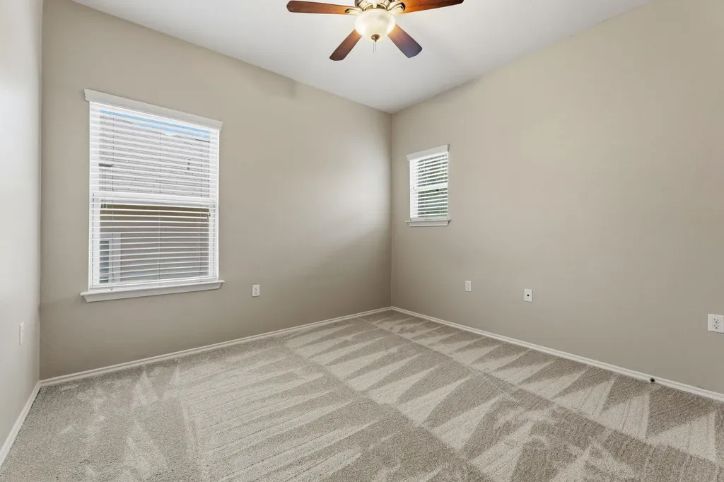 10217 Pinnacle Crest Loop Austin TX 78747