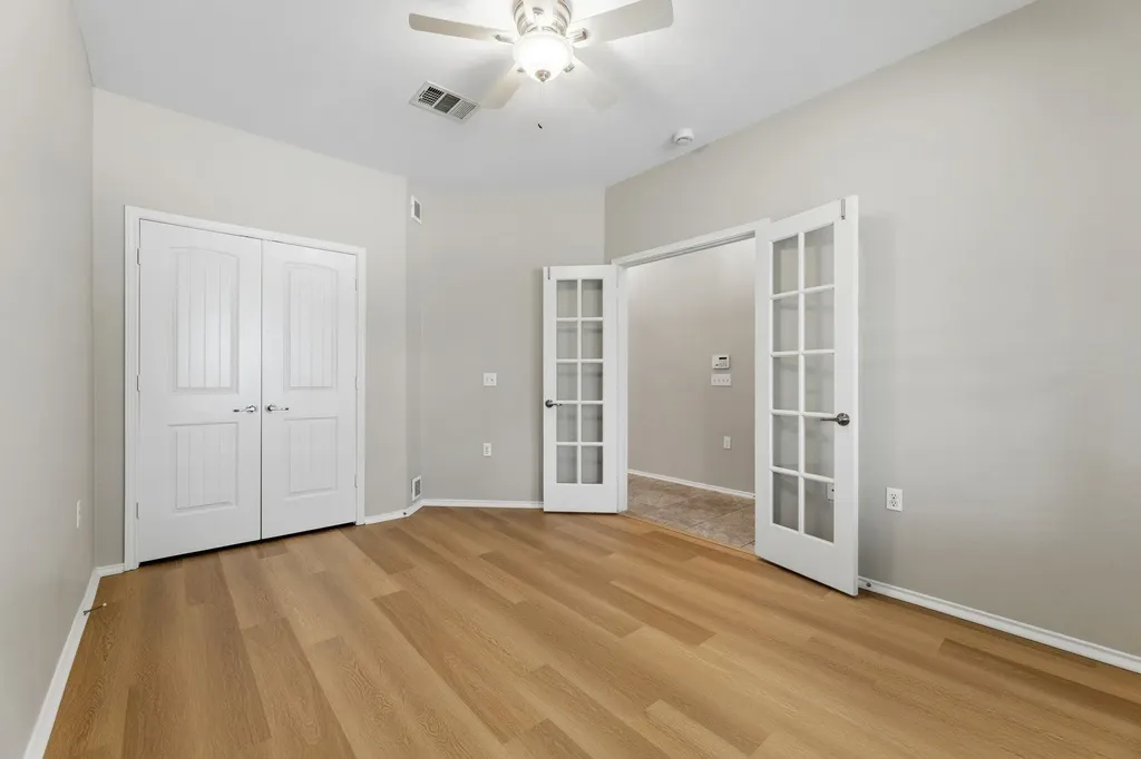 10217 Pinnacle Crest Loop Austin TX 78747
