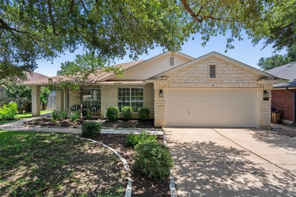 3207 Silkgrass Bend Austin TX 78748