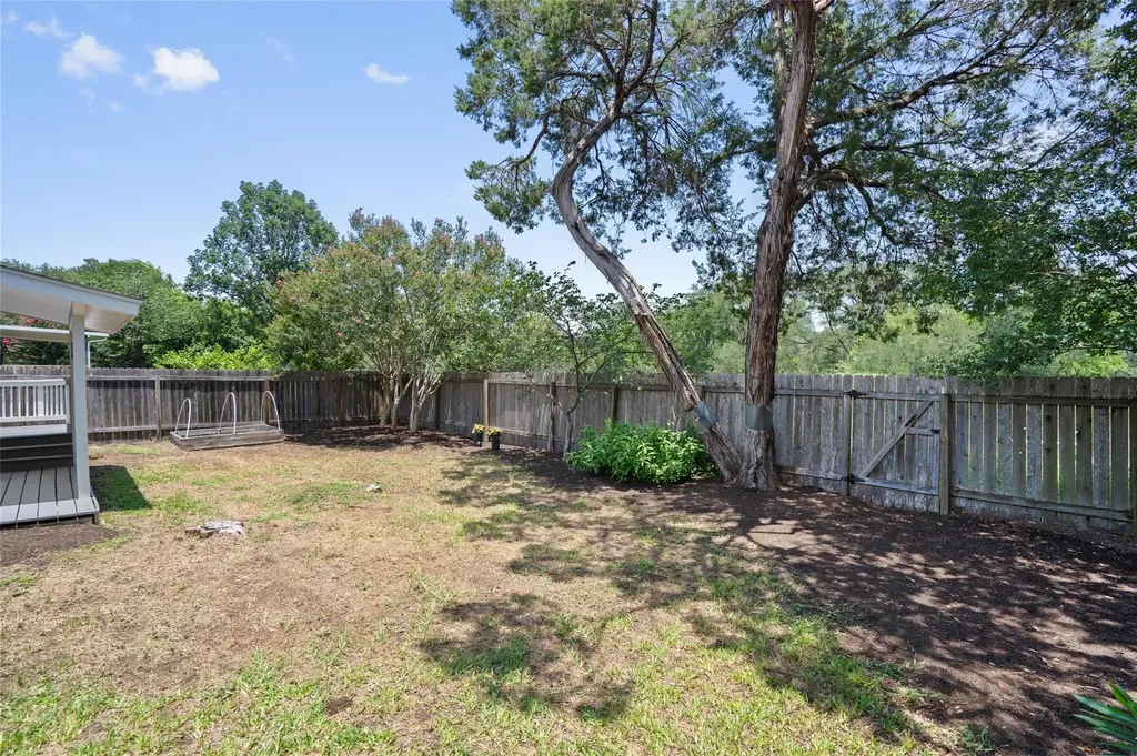 3207 Silkgrass Bend Austin TX 78748