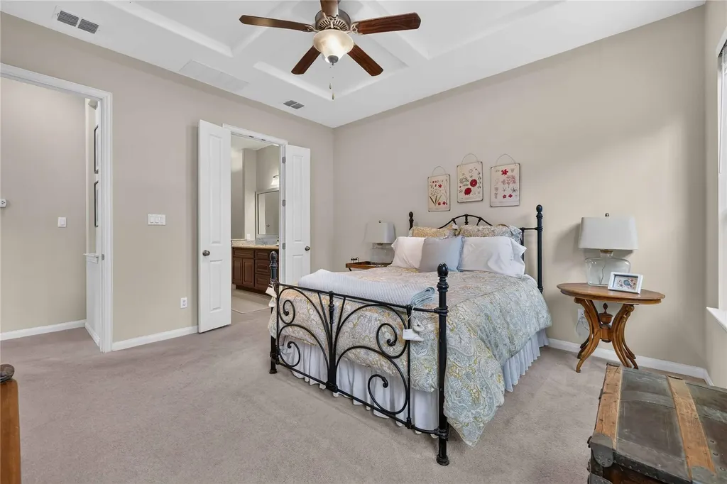 212 Cartwheel Bend Austin TX 78738