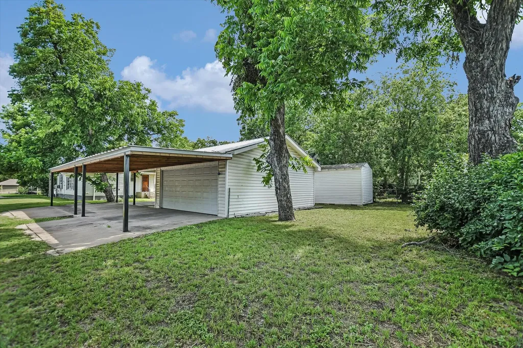 312 W 10th Street Georgetown TX 78626