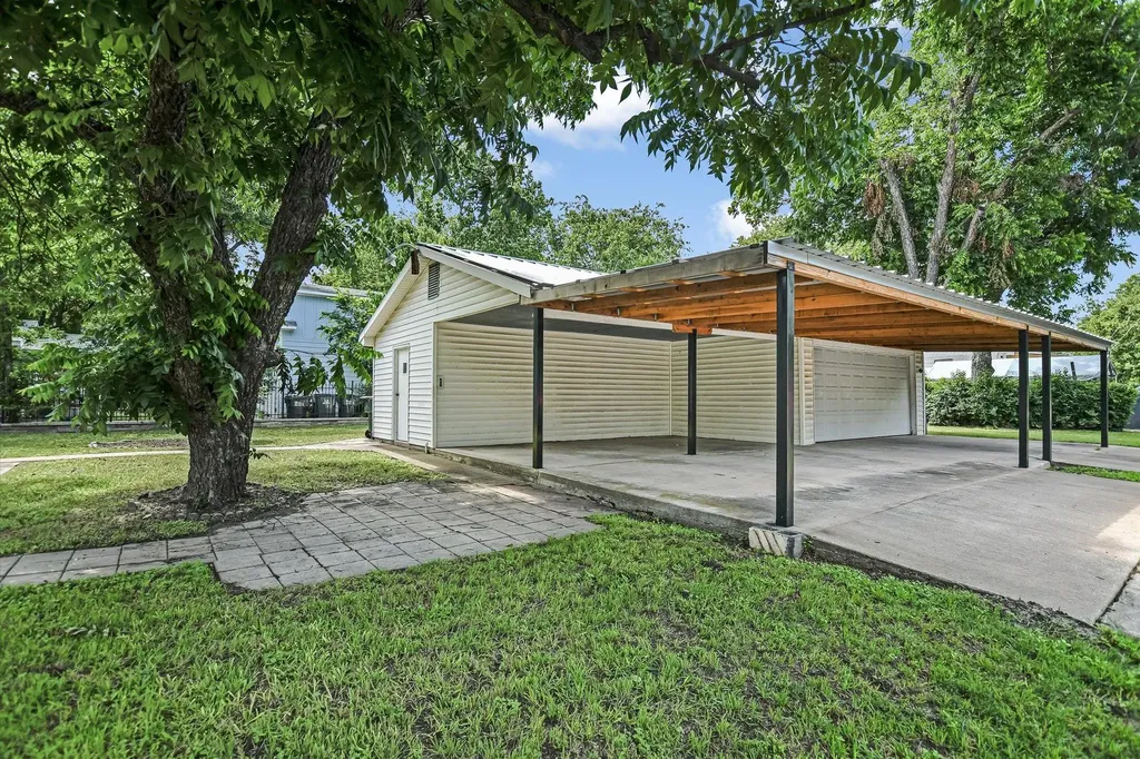 312 W 10th Street Georgetown TX 78626