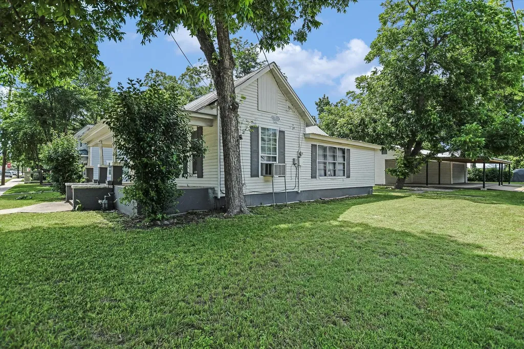 312 W 10th Street Georgetown TX 78626