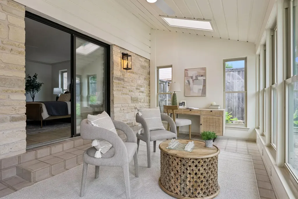11503 Dosshills Drive Austin TX 78750