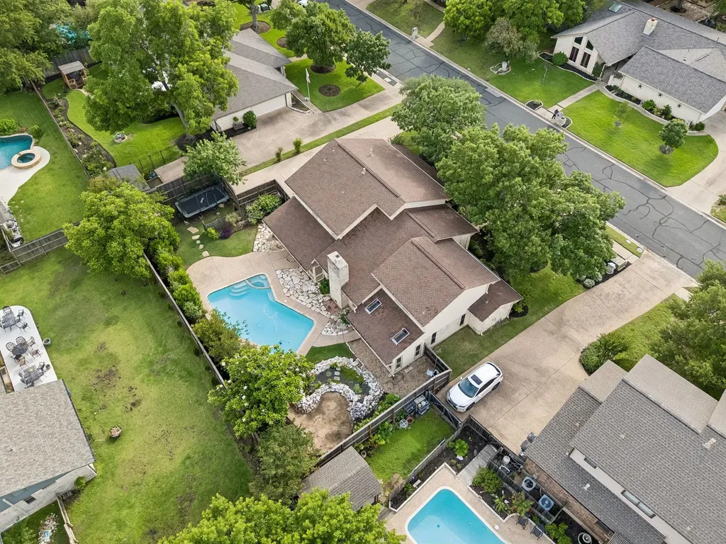11503 Dosshills Drive Austin TX 78750
