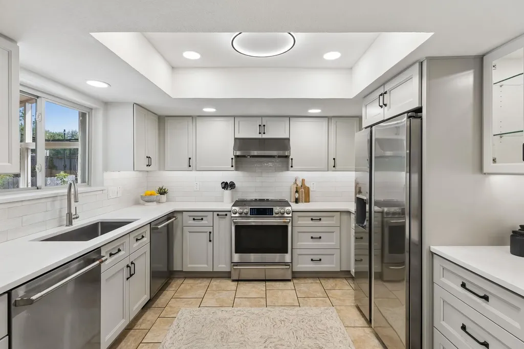 11503 Dosshills Drive Austin TX 78750