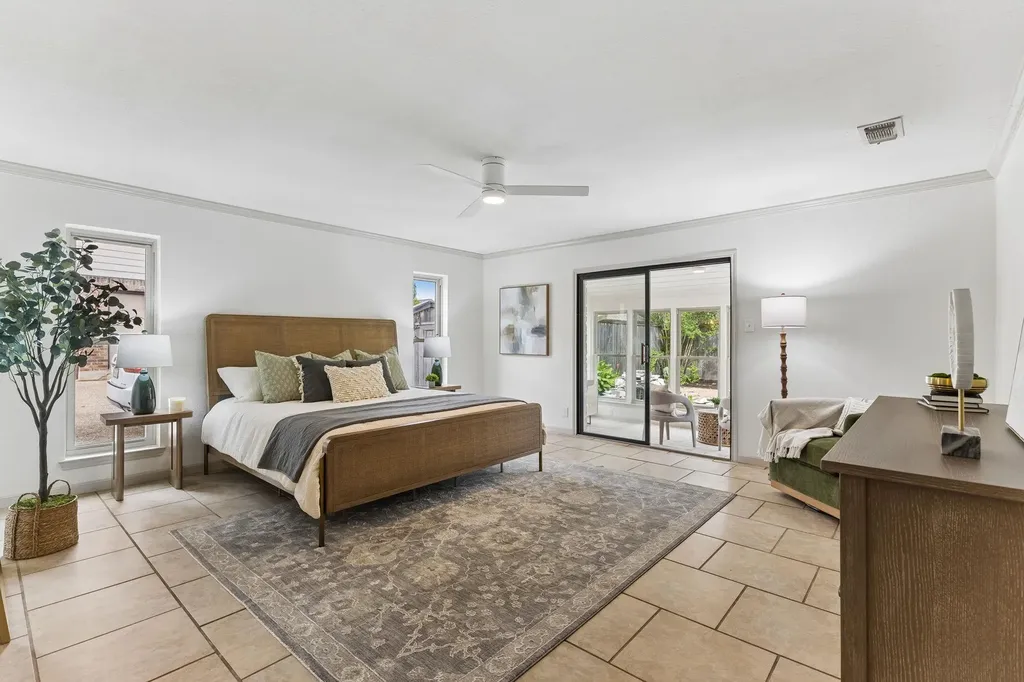 11503 Dosshills Drive Austin TX 78750