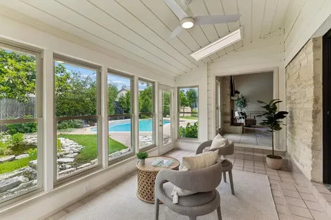 11503 Dosshills Drive Austin TX 78750