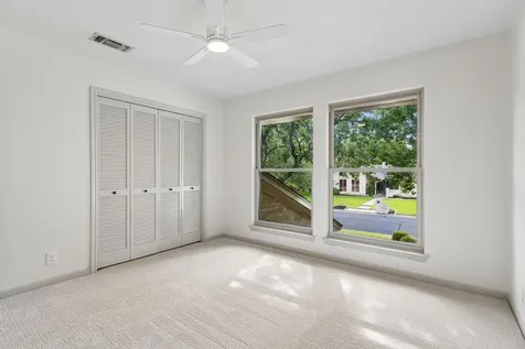 11503 Dosshills Drive Austin TX 78750