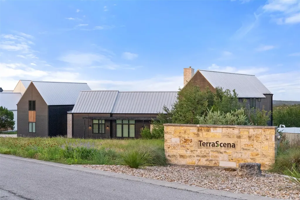 32000 Mirela Ann Road Dripping Springs TX 78620