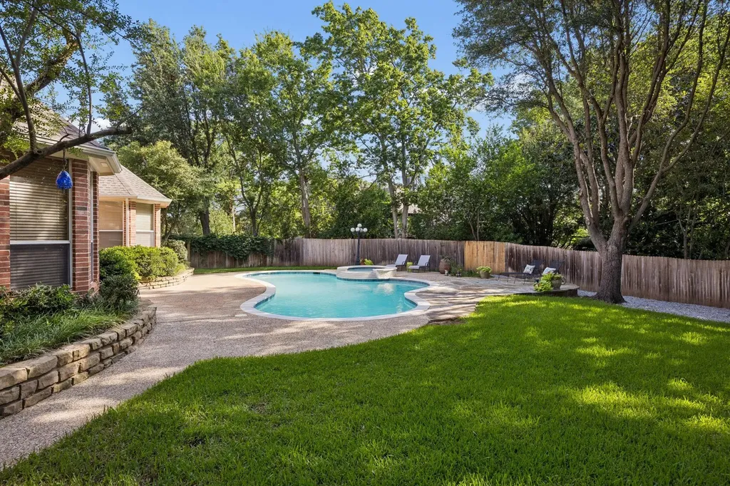 303 Waterford Court Southlake TX 76092