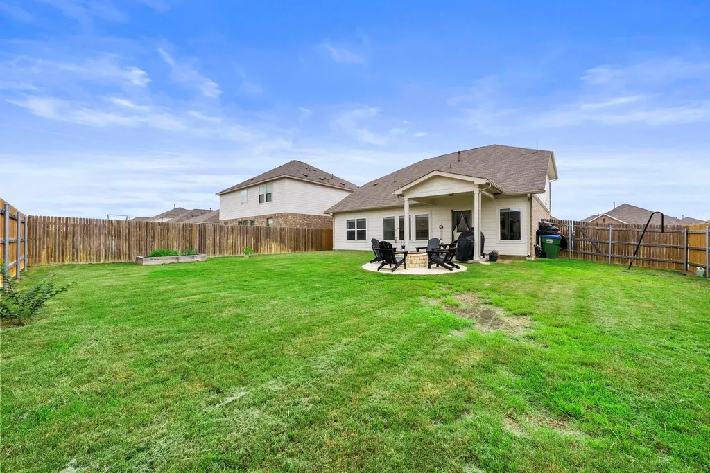 12100 Texana Trail Manor TX 78653