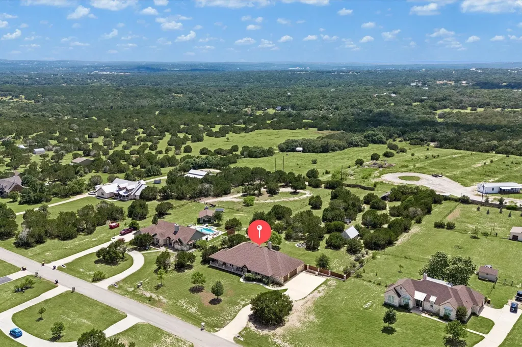 466 Chama Trace Dripping Springs TX 78620