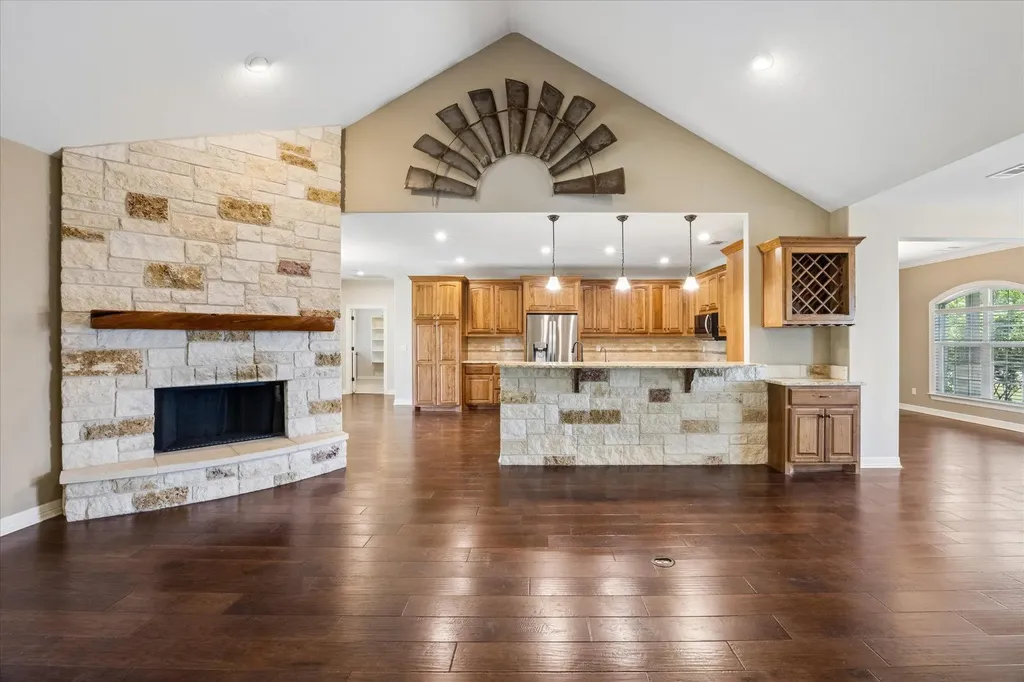 466 Chama Trace Dripping Springs TX 78620
