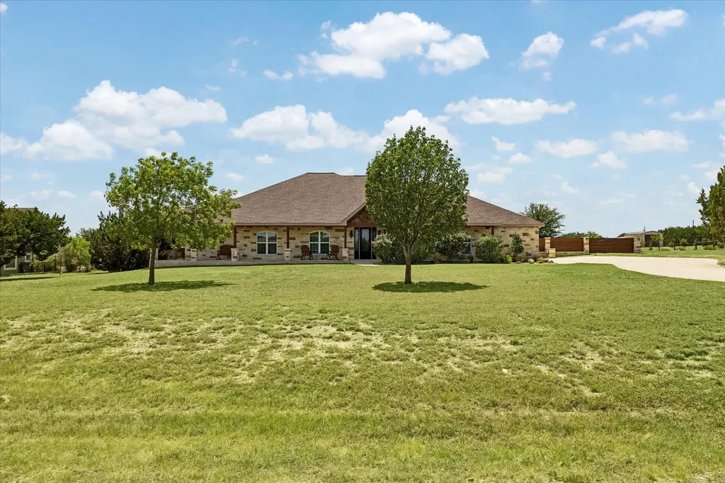 466 Chama Trace Dripping Springs TX 78620