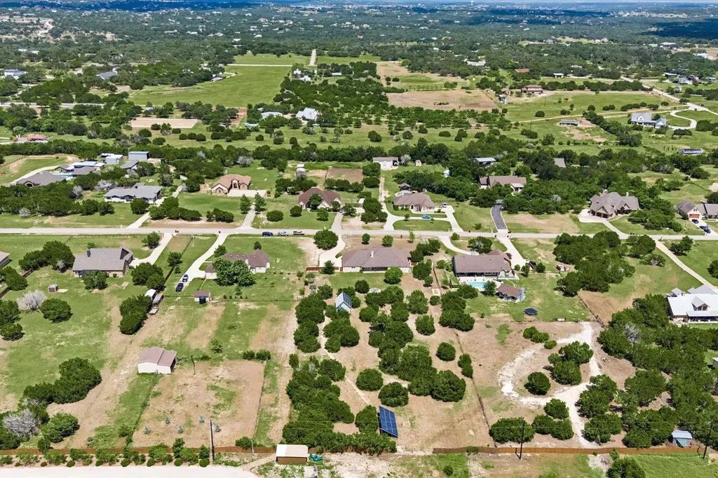 466 Chama Trace Dripping Springs TX 78620