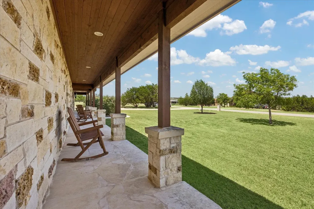 466 Chama Trace Dripping Springs TX 78620