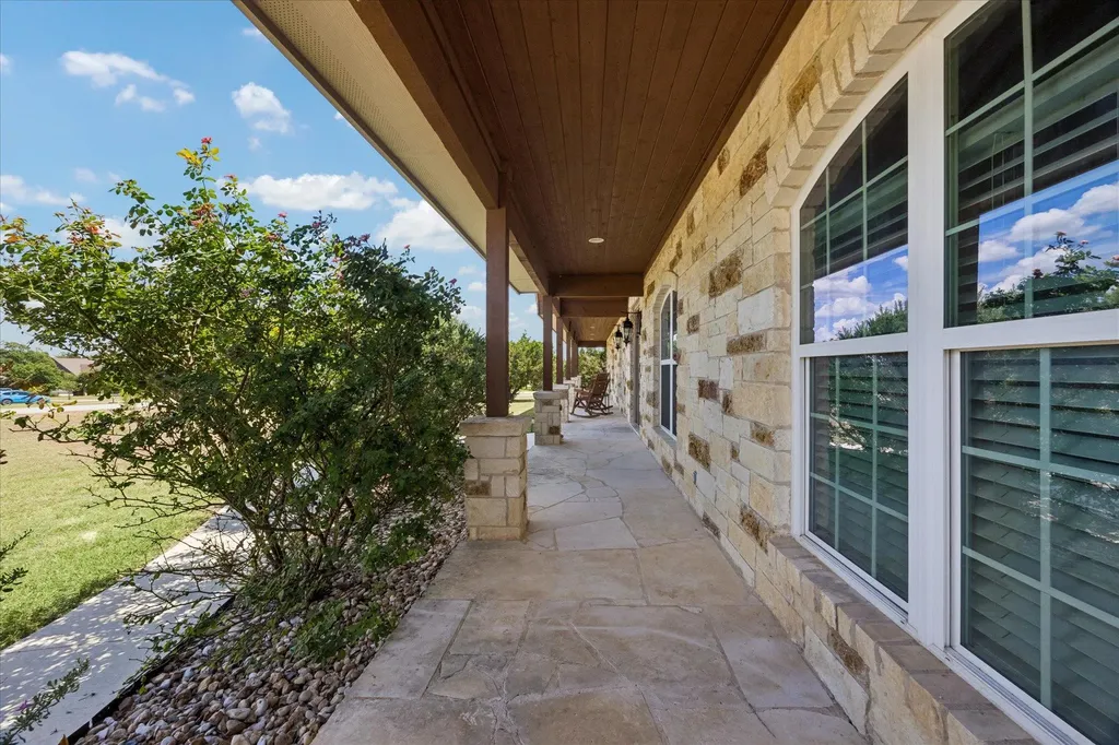 466 Chama Trace Dripping Springs TX 78620