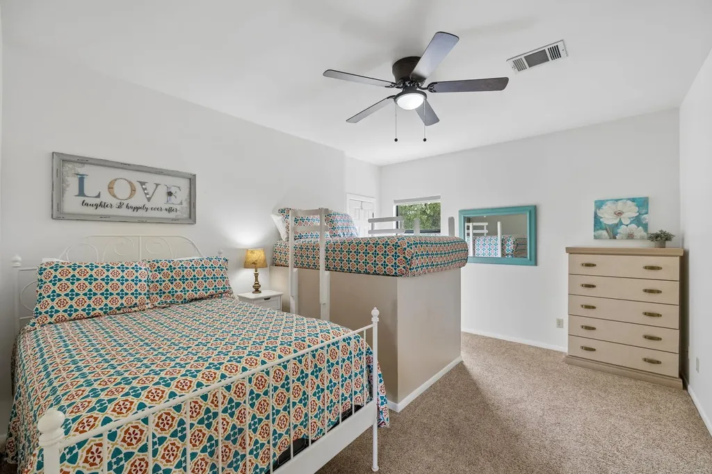 25420 Cove Drive Spicewood TX 78669