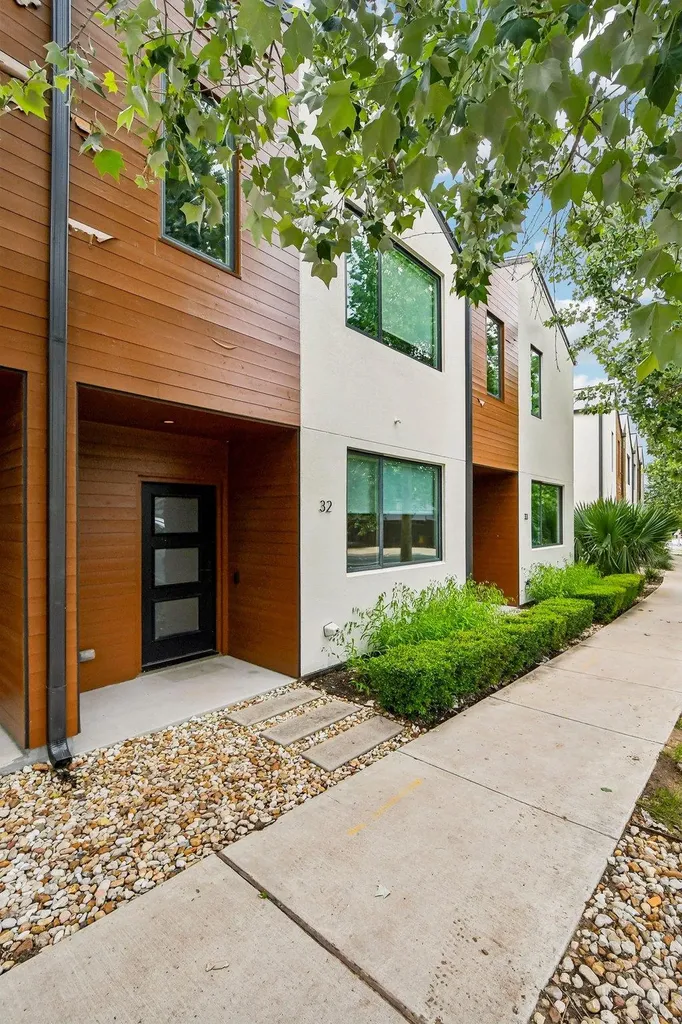 1931 E 38th 1/2 Street Austin TX 78723