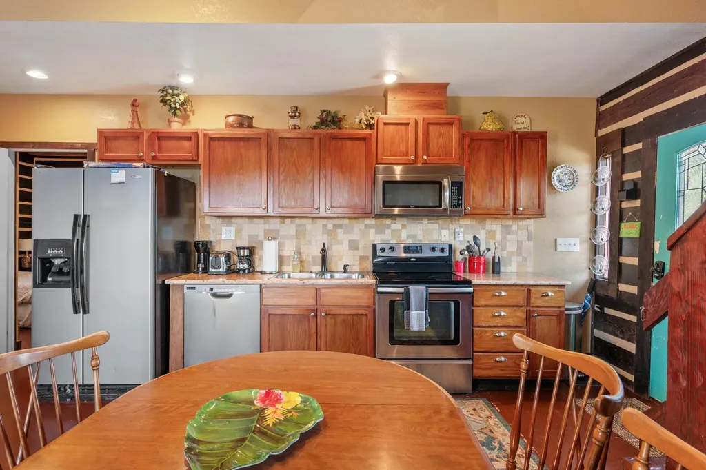 28525 Paradise Manor Drive Marble Falls TX 78654