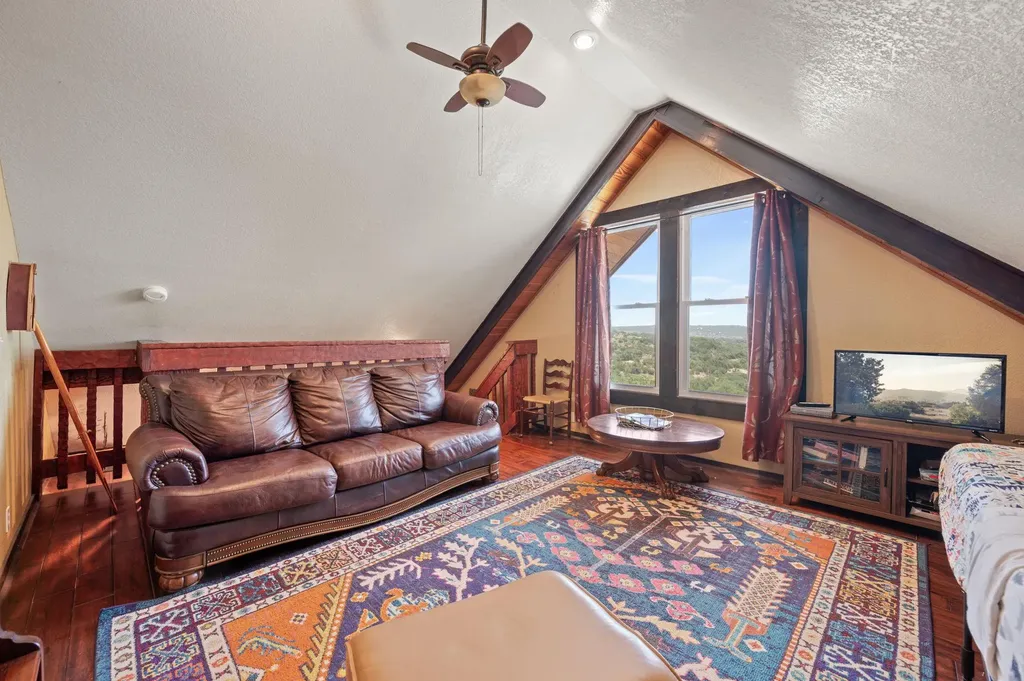 28525 Paradise Manor Drive Marble Falls TX 78654
