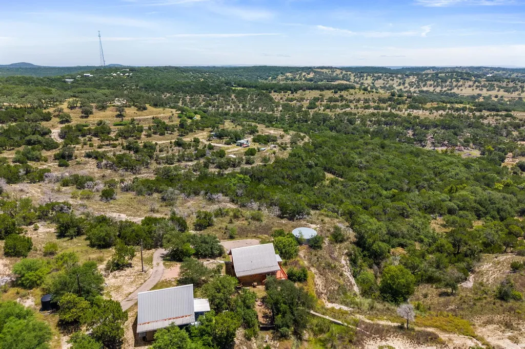 28525 Paradise Manor Drive Marble Falls TX 78654