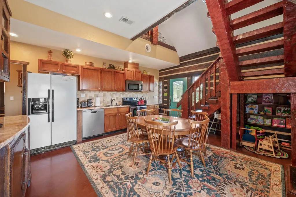 28525 Paradise Manor Drive Marble Falls TX 78654