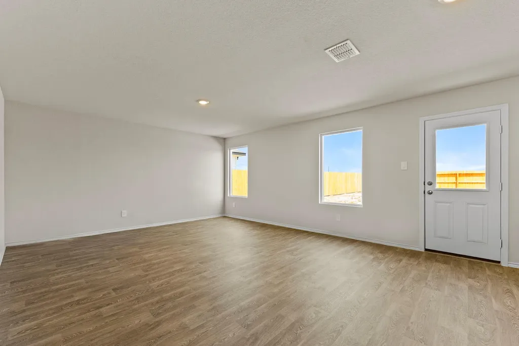 2117 Windflower Lane Luling TX 78648