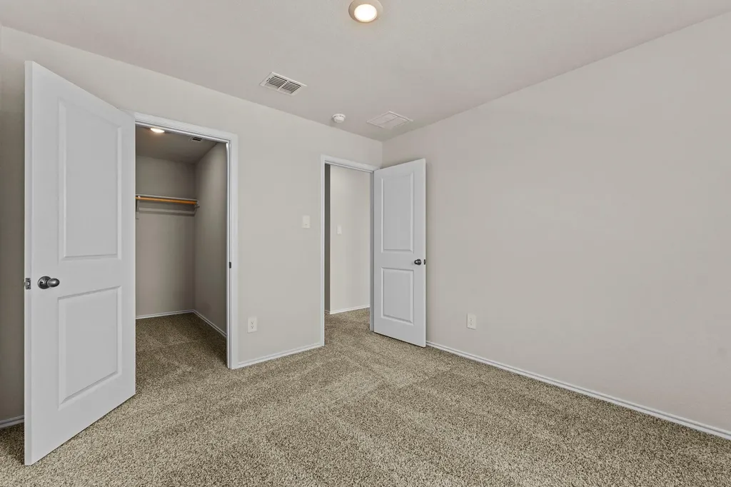 2117 Windflower Lane Luling TX 78648