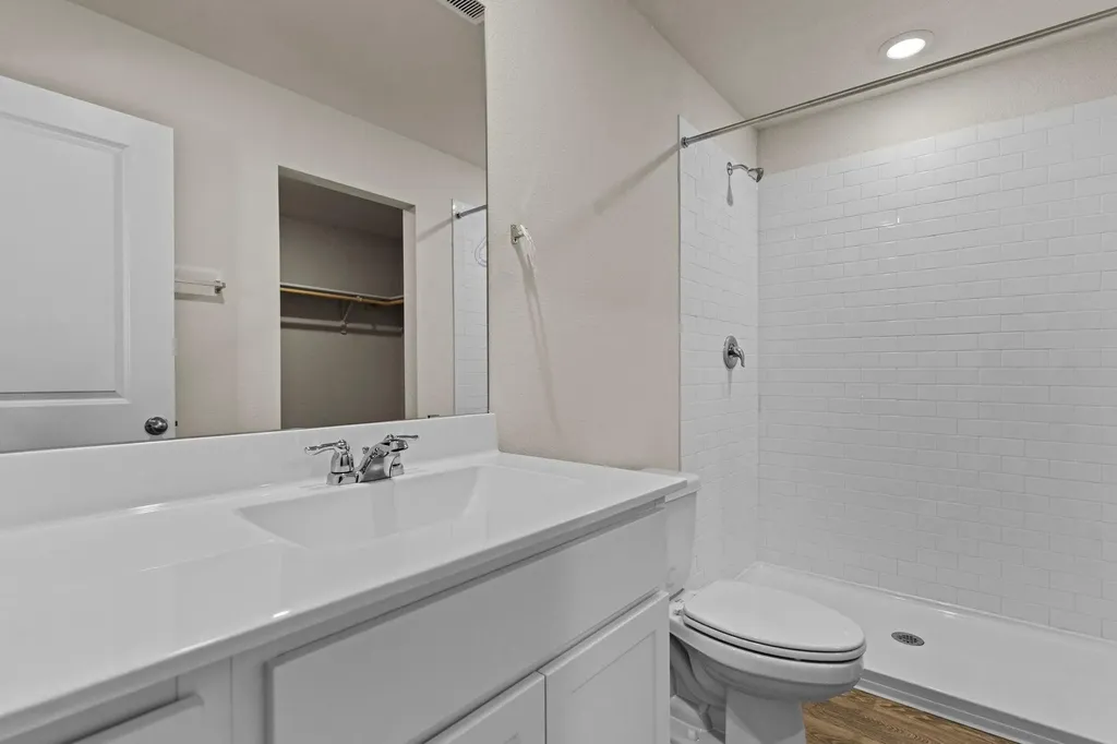 2117 Windflower Lane Luling TX 78648
