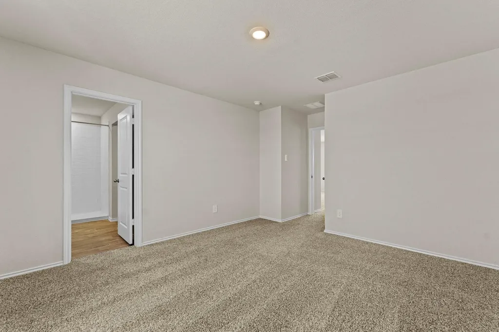 2117 Windflower Lane Luling TX 78648