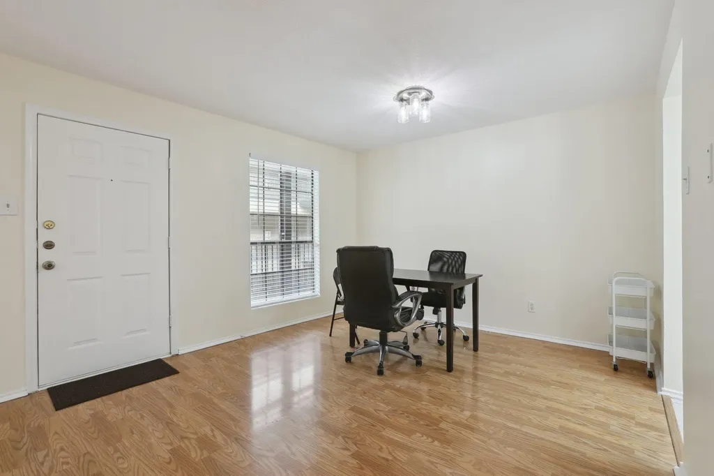 2401 Leon Street Austin TX 78705