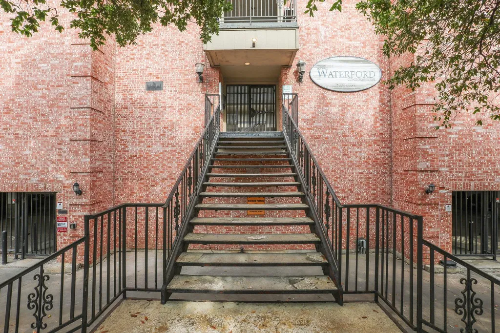 2401 Leon Street Austin TX 78705