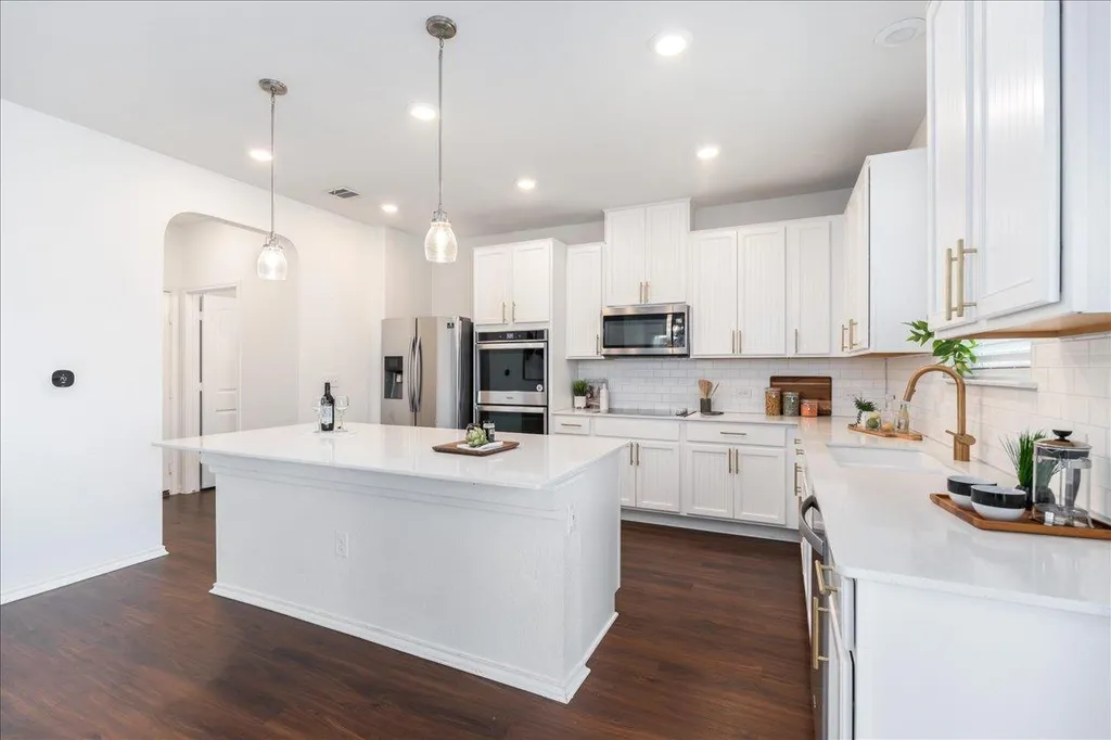 5104 Lazy Court Drive Austin TX 78724
