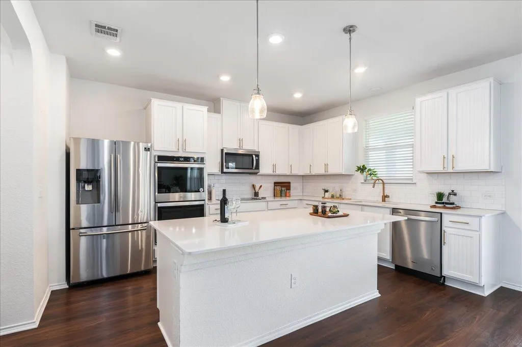5104 Lazy Court Drive Austin TX 78724