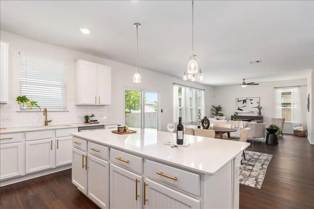 5104 Lazy Court Drive Austin TX 78724