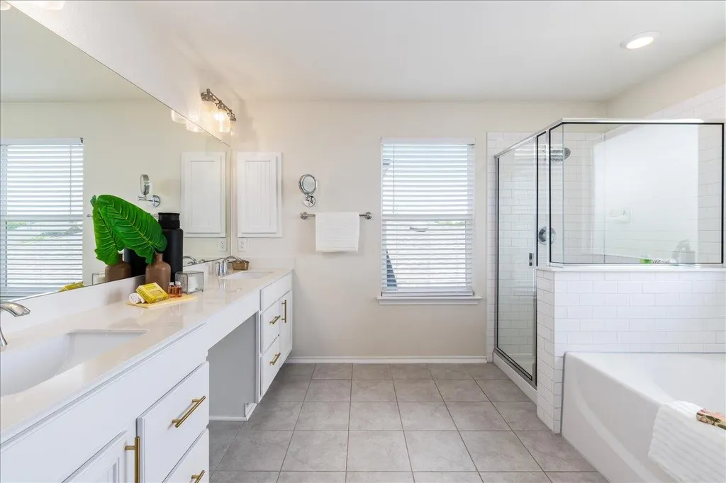 5104 Lazy Court Drive Austin TX 78724