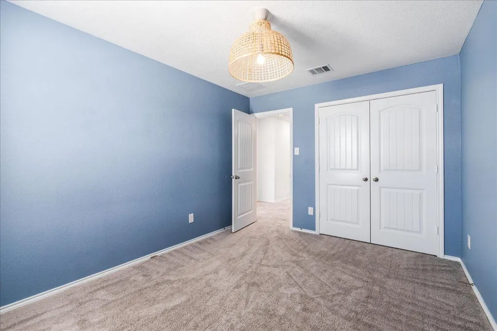5104 Lazy Court Drive Austin TX 78724