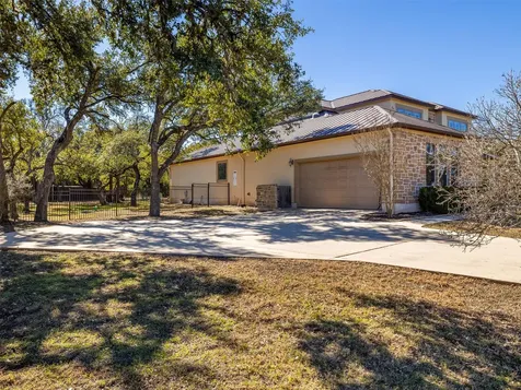 1316 Ranchers Club Lane Driftwood TX 78619