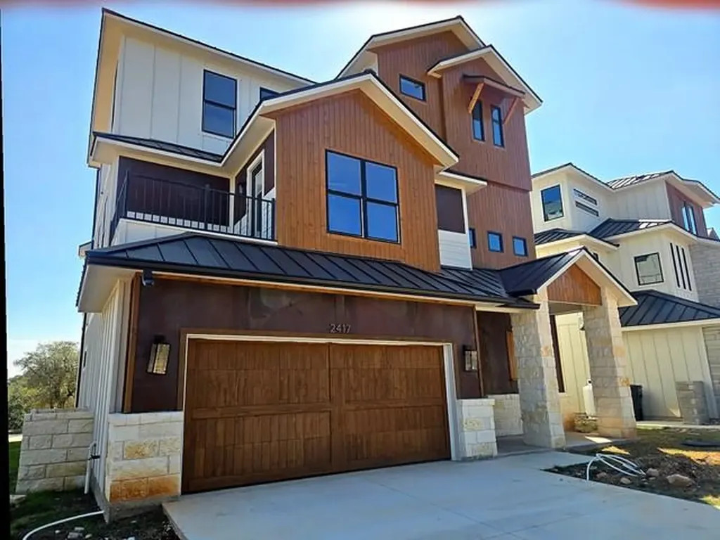 2417 Bruin Drive Spicewood TX 78669