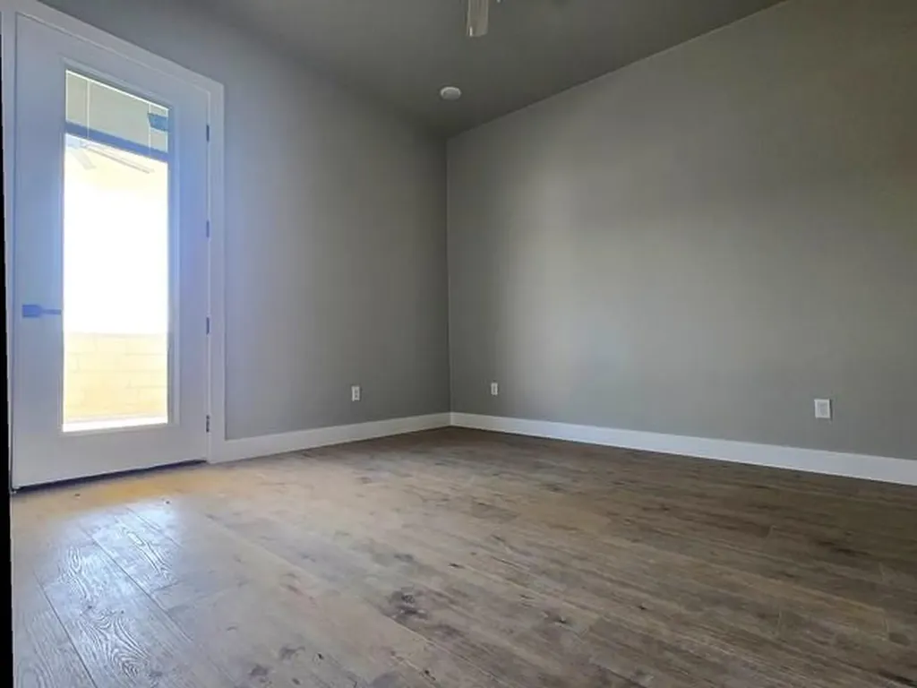 2417 Bruin Drive Spicewood TX 78669