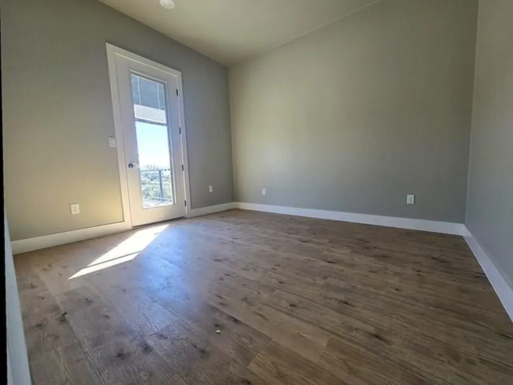 2417 Bruin Drive Spicewood TX 78669